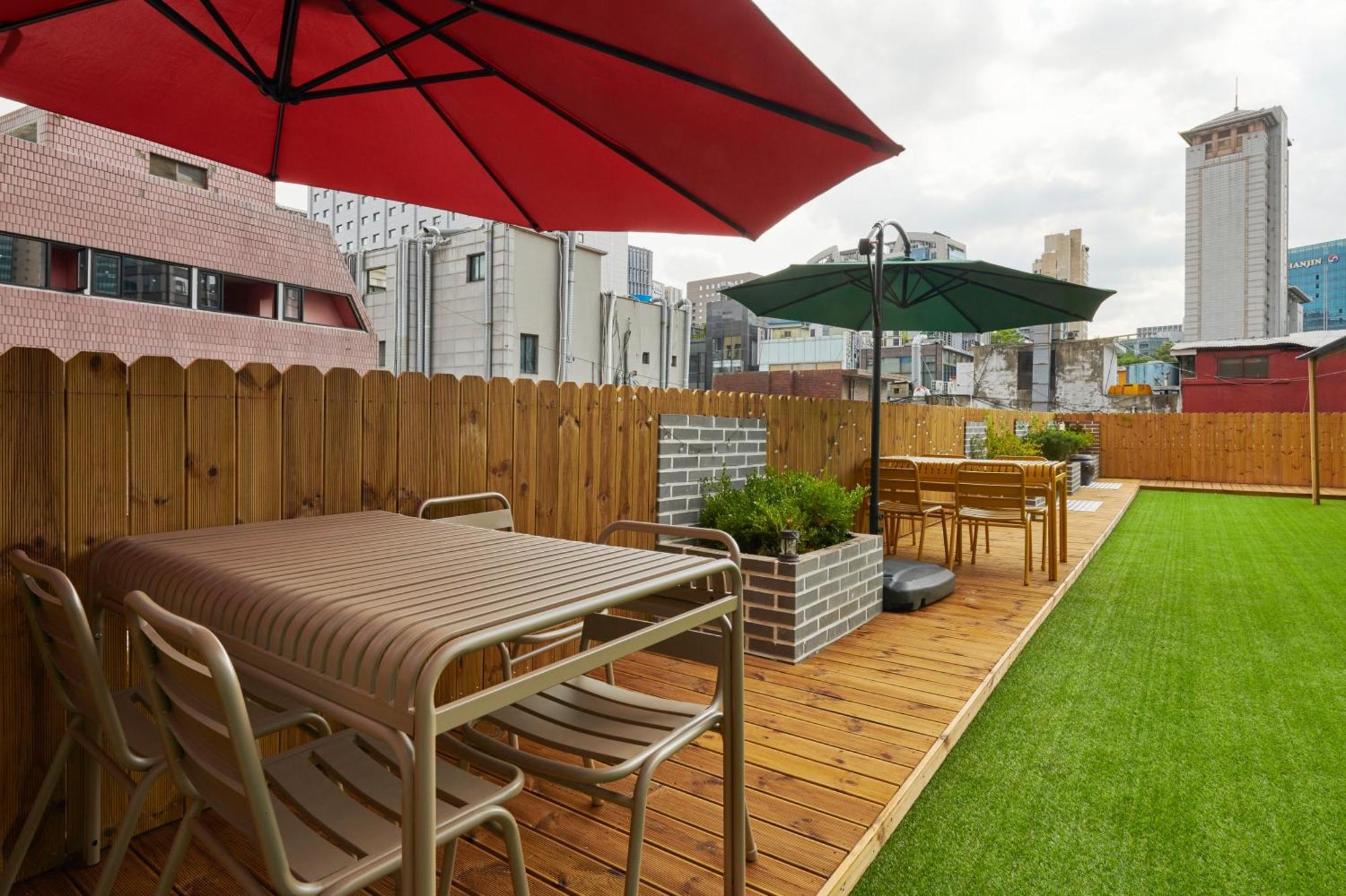 Eight Rest Hostel Myeongdong Seul Exterior foto